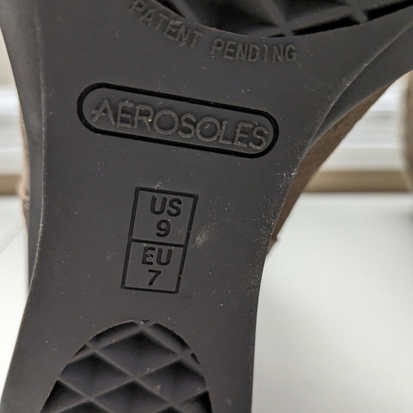 Women's suede Aeropostale boots, size 9. Tan. Two inch wedge heel. - Picture 6 of 13